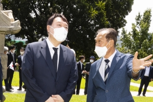 광복절 맞은 野 대권주자들 메시지엔 ‘공정’·‘나라살리기’·‘민주공화국’