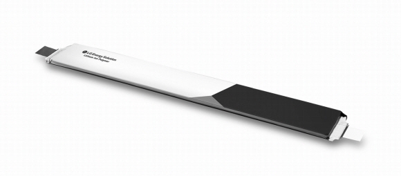 LG에너지솔루션의 리튬이온 전기차 배터리.  충북도 제공