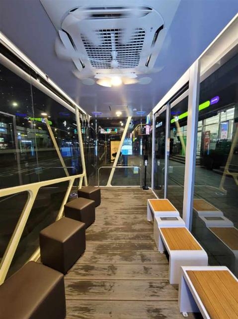 서울 양천구가 운영 중인 스마트 버스정류장 ‘스마트마루’의 내부 모습. 양천구 제공