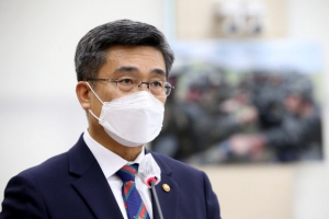 서욱 “해군 성추행 피해자 사망, 2차 가해 낱낱이 수사”