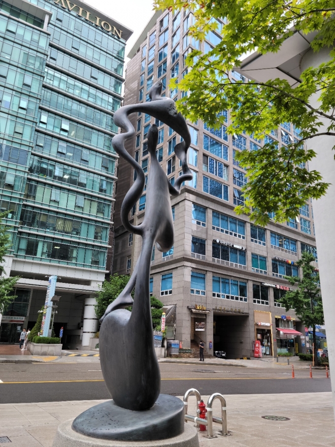 뒤에서 바라본 하나되기