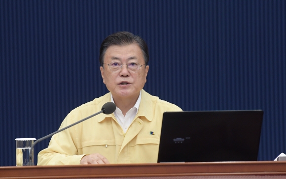 문재인 대통령이 31일 오전 청와대에서 열린 국무회의에서 발언하고 있다. 2021. 8. 31 도준석 기자 pado@seoul.co.kr