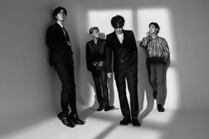 “하나의 스토리 같은 앨범… 스튜디오에 ‘처박혀’ 작업”