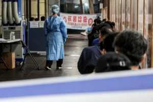 수도권 재확산세 향후 한 달 ‘고비’