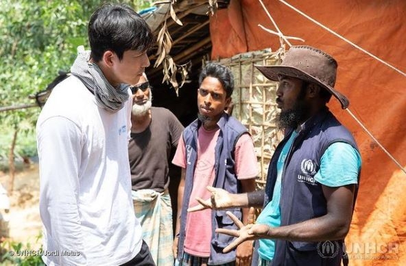 배우 정우성(48)이 아프가니스탄인을 위한 후원금 1억 원을 유엔난민기구(UNHCR)에 기부했다. 인스타그램 캡처 