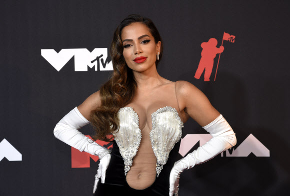 Anitta arrives at the MTV Video Music Awards at Barclays Center on Sunday, Sept. 12, 2021, in New York. (Photo by Evan Agostini/Invision/AP)