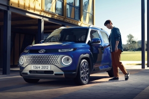 文대통령 ‘광클 효과’에 현대차 캐스퍼 사전계약 돌풍… 그랜저 제쳤다