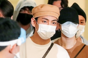 [포토] ‘외교특사’ 일정 마치고 귀국하는 방탄소년단