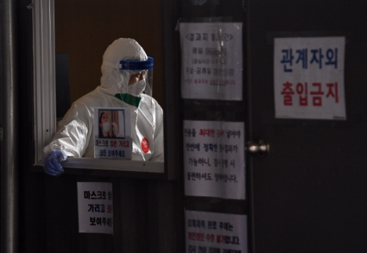 [서울포토]코로나19 신규 확진 2771명 기록