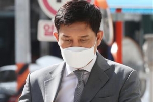 낯 뜨거운 전현직 검사들의 술값 100만원 변명