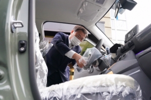 文대통령은 옵션을 싫어해… 15인치 휠에 내비게이션 없는 캐스퍼 샀다