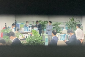 김웅 “고발장, 중앙지검은 절대 안 돼”… 대리접수 정황 드러났다