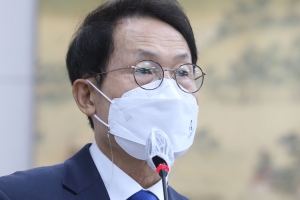 조희연 “검찰 기소 유감… 적법하게 공개전형으로 특채”