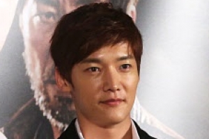 ‘방역수칙 위반 술자리’ 배우 최진혁 벌금 50만원