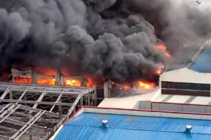 시흥 전자부품 생산공장서 불…인명 피해 없어