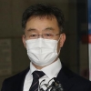 [속보] 화천대유 김만배 영장심사 출석 ‘혐의 모두 부인’