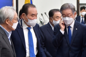 국감 앞둔 경기도청 전운…격돌 예상에 직원들 초긴장