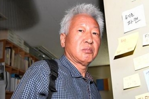 “위안부는 매춘” 류석춘, 이용수 할머니 증인 신청