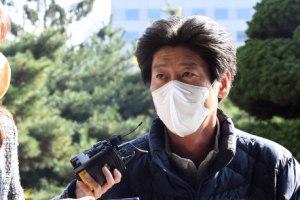 강남 술집 종업원 2013년 문자 복원한 檢… 정진상·김용 술값, 남욱이 추후 정산 확인