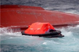 해경 “독도 해상 전복 어선서 발견 시신은 선장”