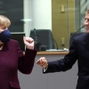“안녕 메르켈” EU 정상들 마지막 참석한 그녀를 기립박수로 환송