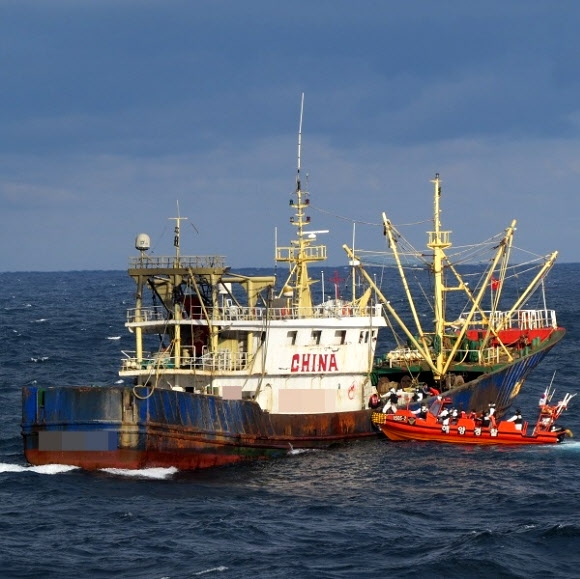 불법 조업 중국 어선 나포