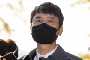 공수처 조사 마친 김웅 “녹취록, 악마의 편집”