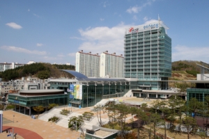 포항시 공무원에 투척한 물질은 ‘염산 희석액‘으로 밝혀져