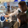 AI 기반 피부 진단 ‘스마트 미러’ 매장