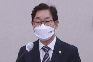 신년 특사, 전직 대통령 제외될 듯… 박근혜 ‘불안증세’ 보여