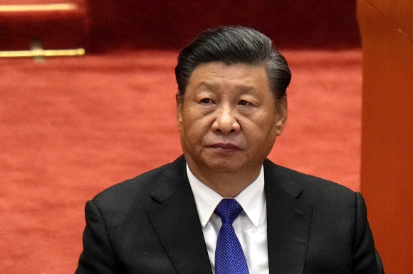 시진핑 중국 국가주석이 지난달 9일 베이징에서 열린 신해혁명 110주년 기념식에 참석한 모습. 베이징 AP 연합뉴스
