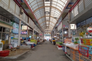 ‘전통시장 이용합시다’, 일상회복 맞아 전통시장 구매 분위기 확산