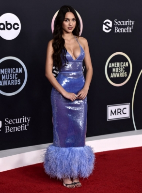 Olivia Rodrigo arrives at the American Music Awards on Sunday, Nov. 21, 2021, at Microsoft Theater in Los Angeles. (Photo by Jordan Strauss/Invision/AP) 112121127519, 21334631,/2021-11-22 09:27:45/ <연합뉴스