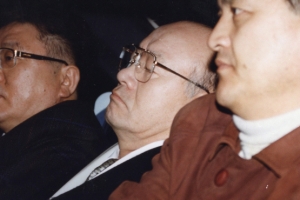 전두환 미납 추징금 956억원 환수 미궁으로···5·18 재판도 중단