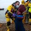 해협에서 난민 27명 사망 참사에도 英-佛 ‘네탓’ 공방
