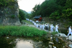 ‘옛길, 왕돌초, 연어, 붉은대게’…울진 관광콘텐츠 제대로 꿰어 알린다