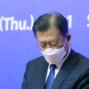 文 기도회 참석 “일상회복 순탄치 않아”...윤석열 대면 불발