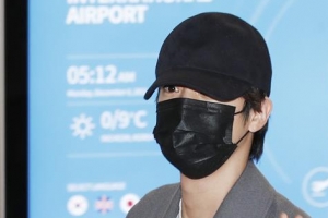 [포토] LA 공연 마치고 귀국한 방탄소년단 ‘진’