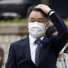 수의 입은 유동규만 대장동 재판 출석… ‘녹취록’ 정영학 측 “공소사실 전반 인정”