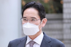 檢, 삼성전자-웰스토리 ‘마진보장 조건’ 파격계약 주목…“비정상적 거래”