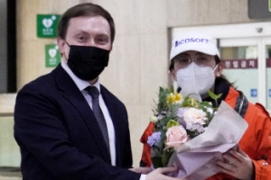 경비행기 세계일주 벨기에 19세 국내서 이틀 체류 ‘방역 예외’?