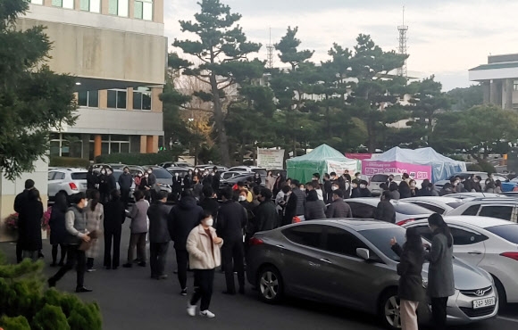 깜짝 놀란 제주교육청 직원들 ‘긴급 대피’