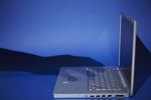 연예인 나체사진 합성한 20대 “1년 6개월형 무겁다” 항소했다가 형량 2배 됐다