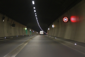 퇴근길 모녀의 비극…‘만취 터널 역주행’ 차에 20대 딸 숨져