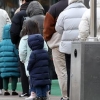 [속보] 안 꺾이는 신규 확진 5698명, 390명↑…24일 7000명대 예상(종합)