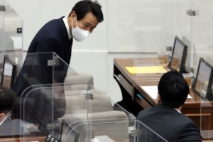 ‘오세훈 퇴장 조례’ 다시 시의회 문턱 넘을까
