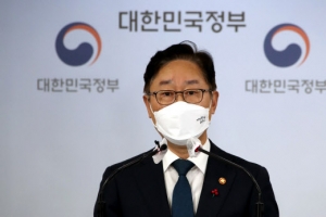 박범계, 정권 말에 내 편 알박기?… 검사장 2명 승진 가능성에 ‘시끌’