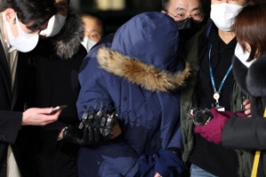 ‘1880억 횡령’ 오스템 직원 잡혔다