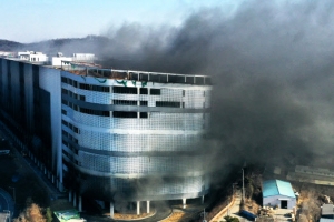 경찰, 평택 물류창고 화재 시공사 등 압수수색(종합)