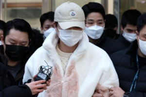 ‘분양합숙소 추락’ 20대 남성, 폭행·삭발 등 가혹행위 당해